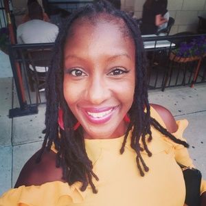 Meet your Posher, Queing